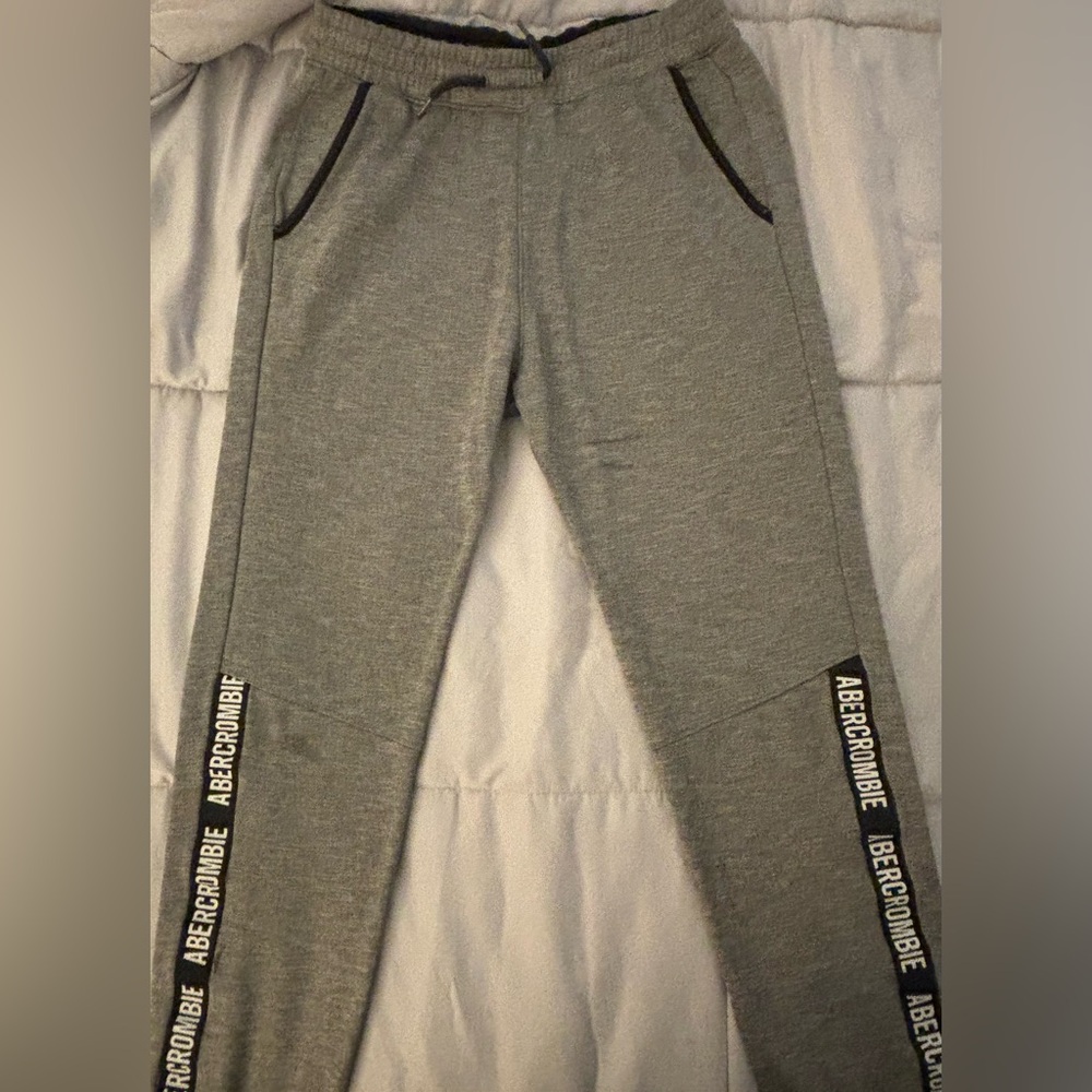 Boys Abercrombie sweatpants
